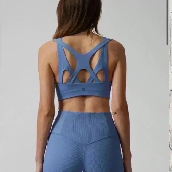 Athleta Other - Athleta asana sports bra cottage blue small